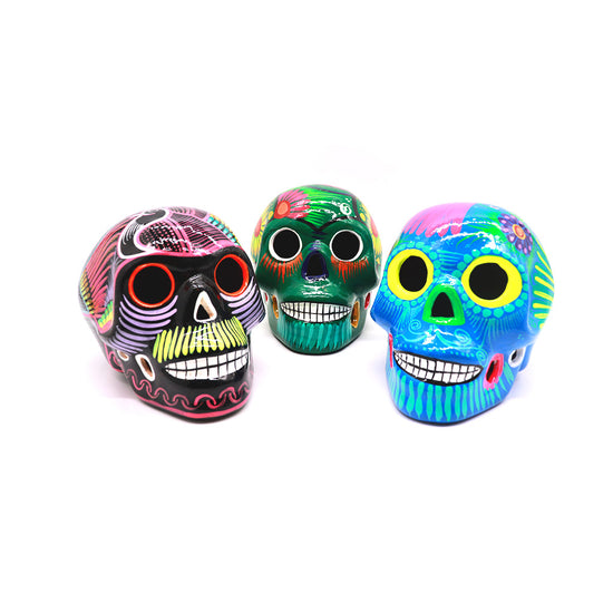 Calavera Ceramica Dia de Muertos Pintada a Mano/ Authentic Day of The Dead Ceramic Hand Painted Skull