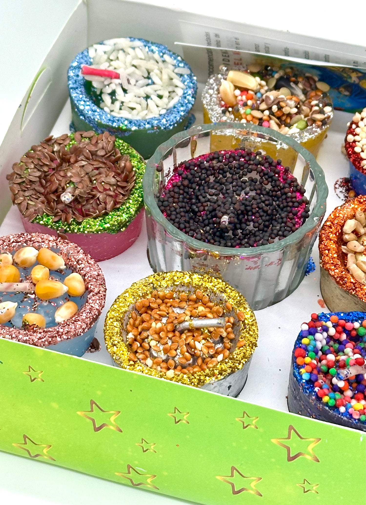 12 Pk Velas para cada 1ro de Mes La Divina Providencia/ 12 Pk Divina Providencia Candles