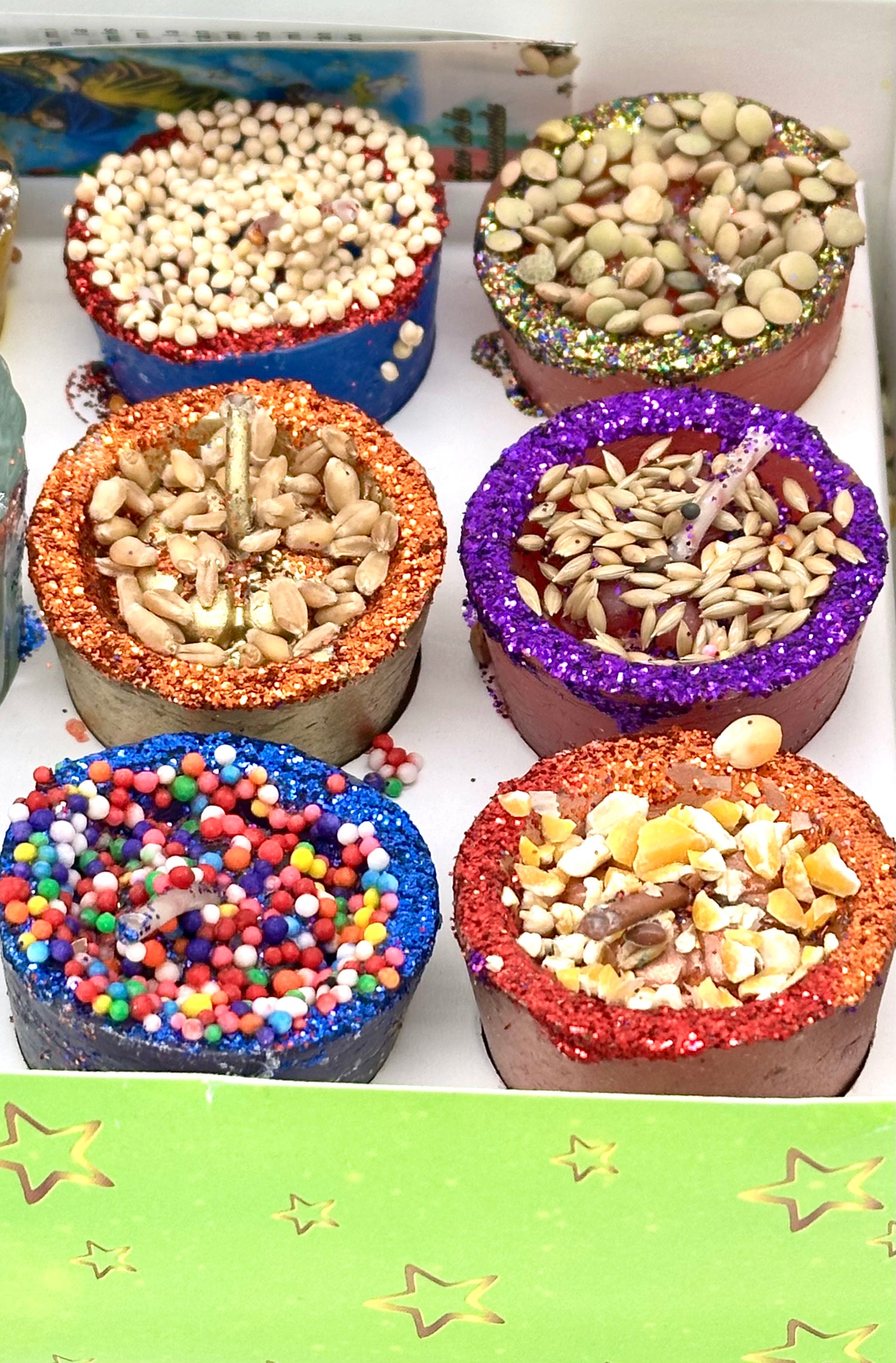 12 Pk Velas para cada 1ro de Mes La Divina Providencia/ 12 Pk Divina Providencia Candles